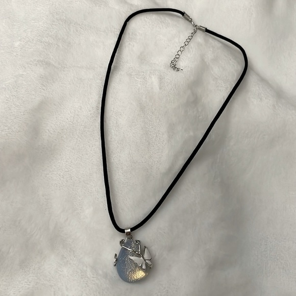 Jewelry - Glass Pendant With Butterfly